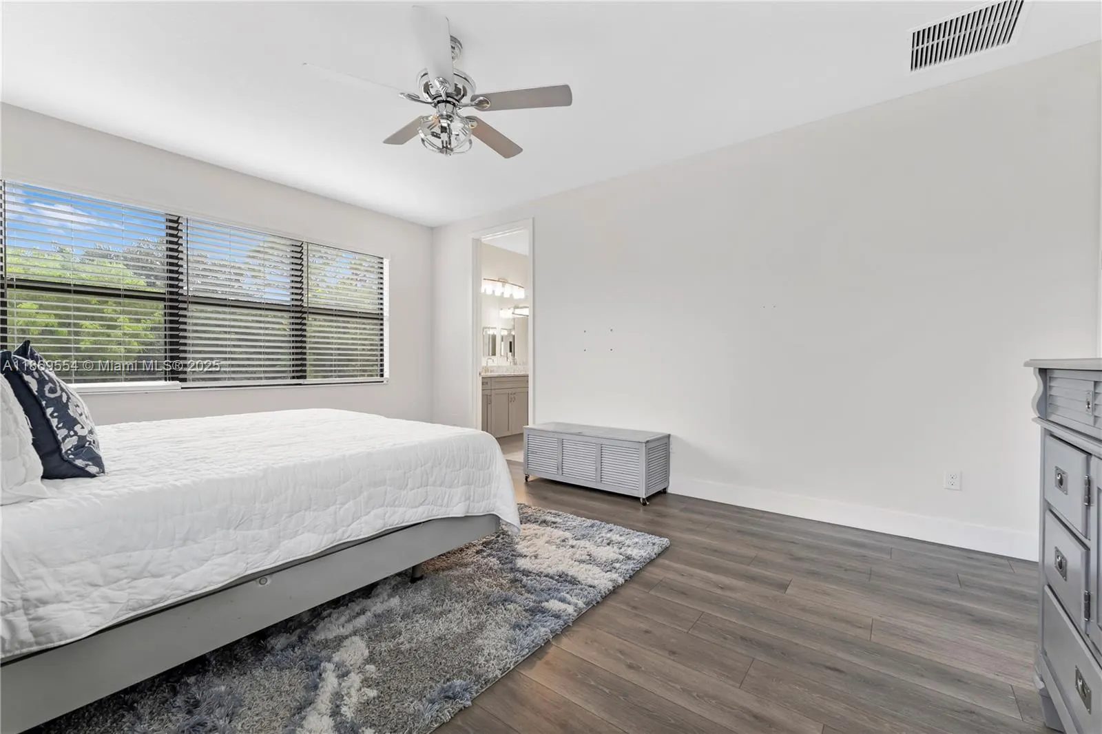 7356 Estero Dr