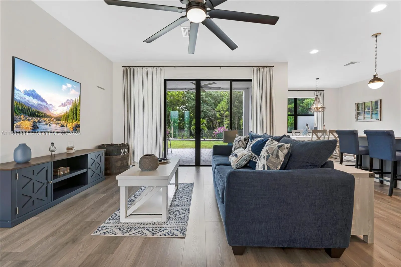 7356 Estero Dr