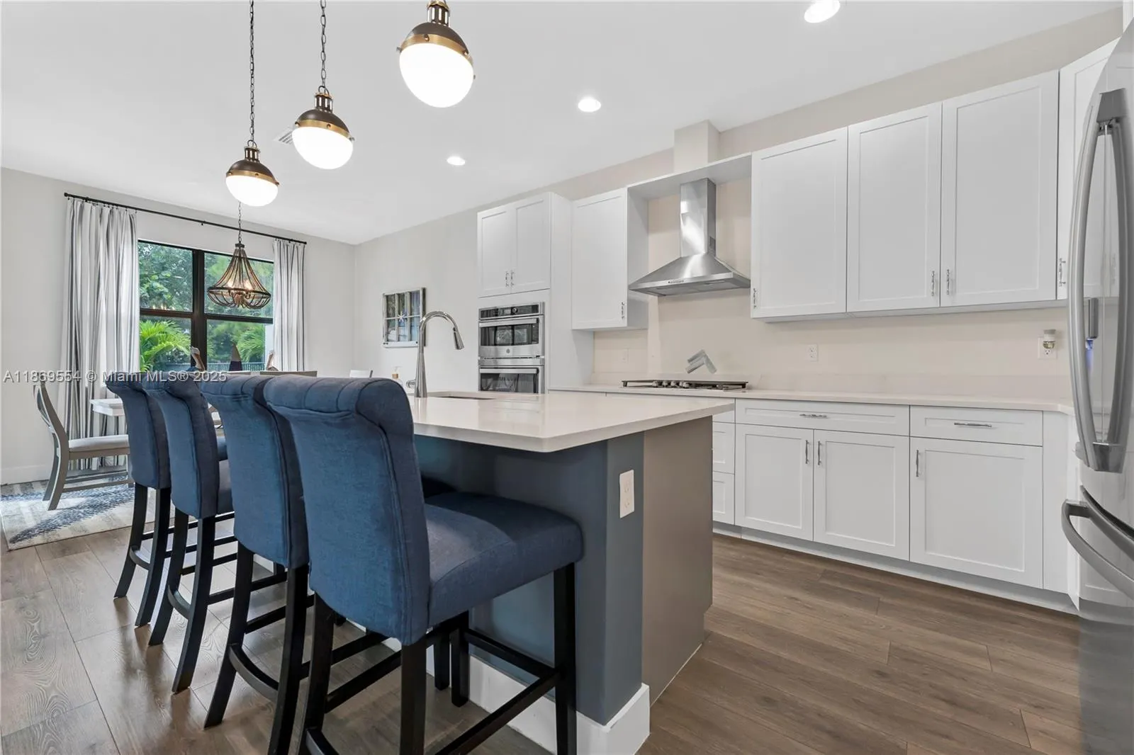 7356 Estero Dr