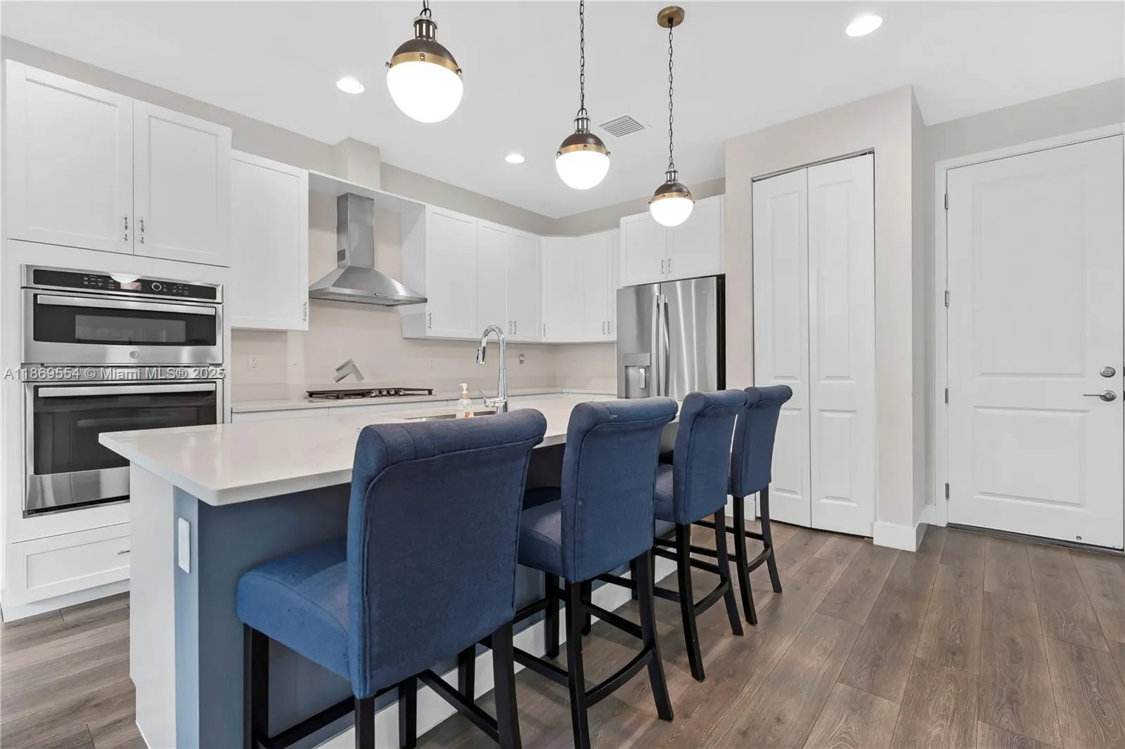 7356 Estero Dr