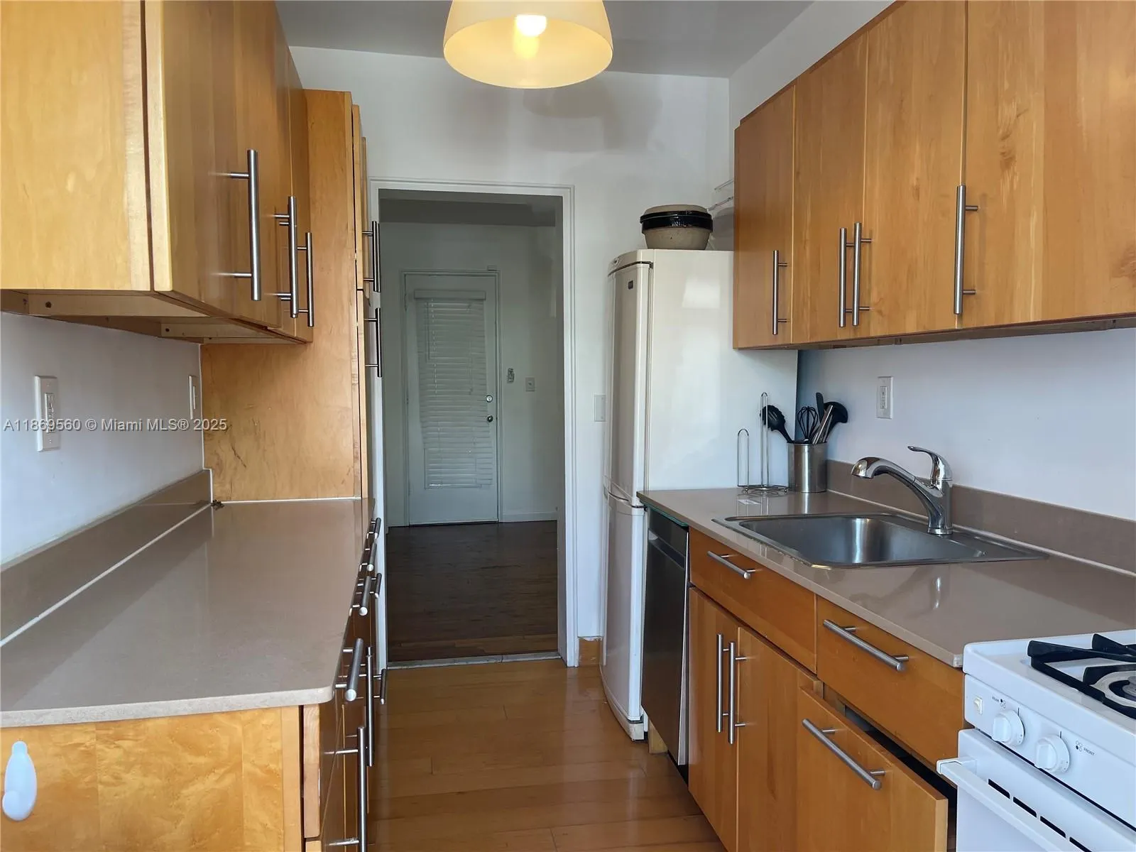 1925 Washington Ave, #8