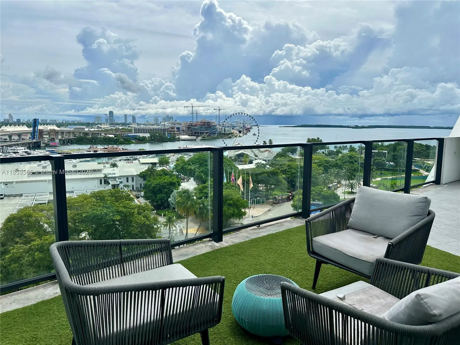 398 NE 5th Street, #2506