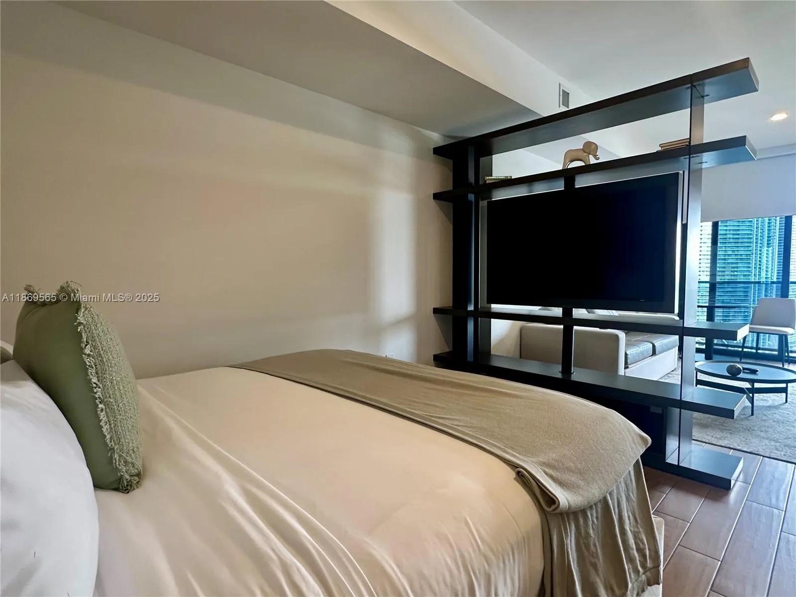 398 NE 5th Street, #2506