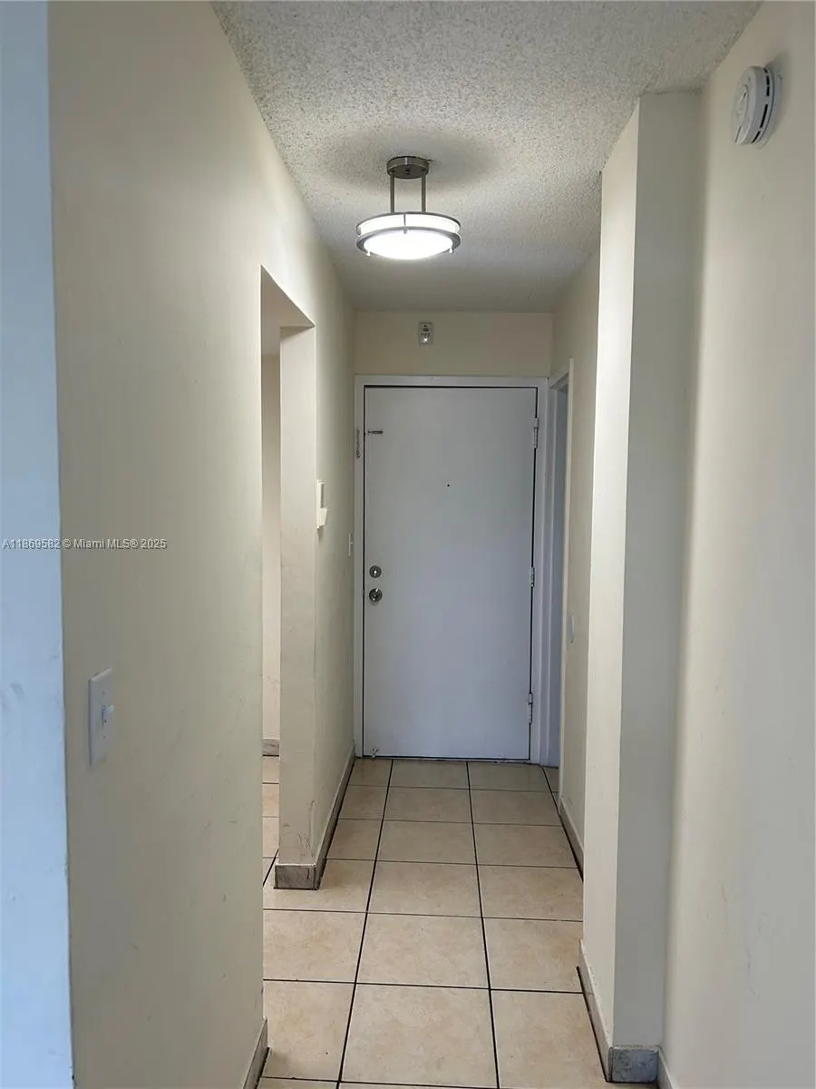 1250 NE 125th St, #207C