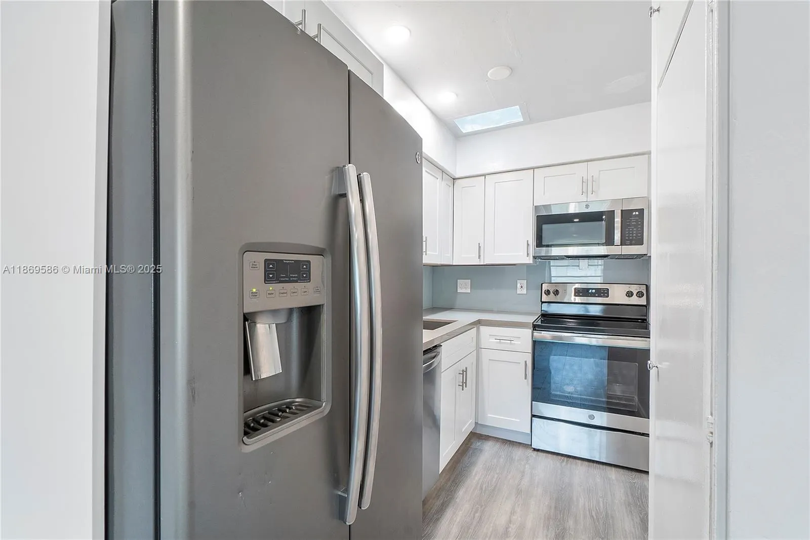 2901 Polk St, #5
