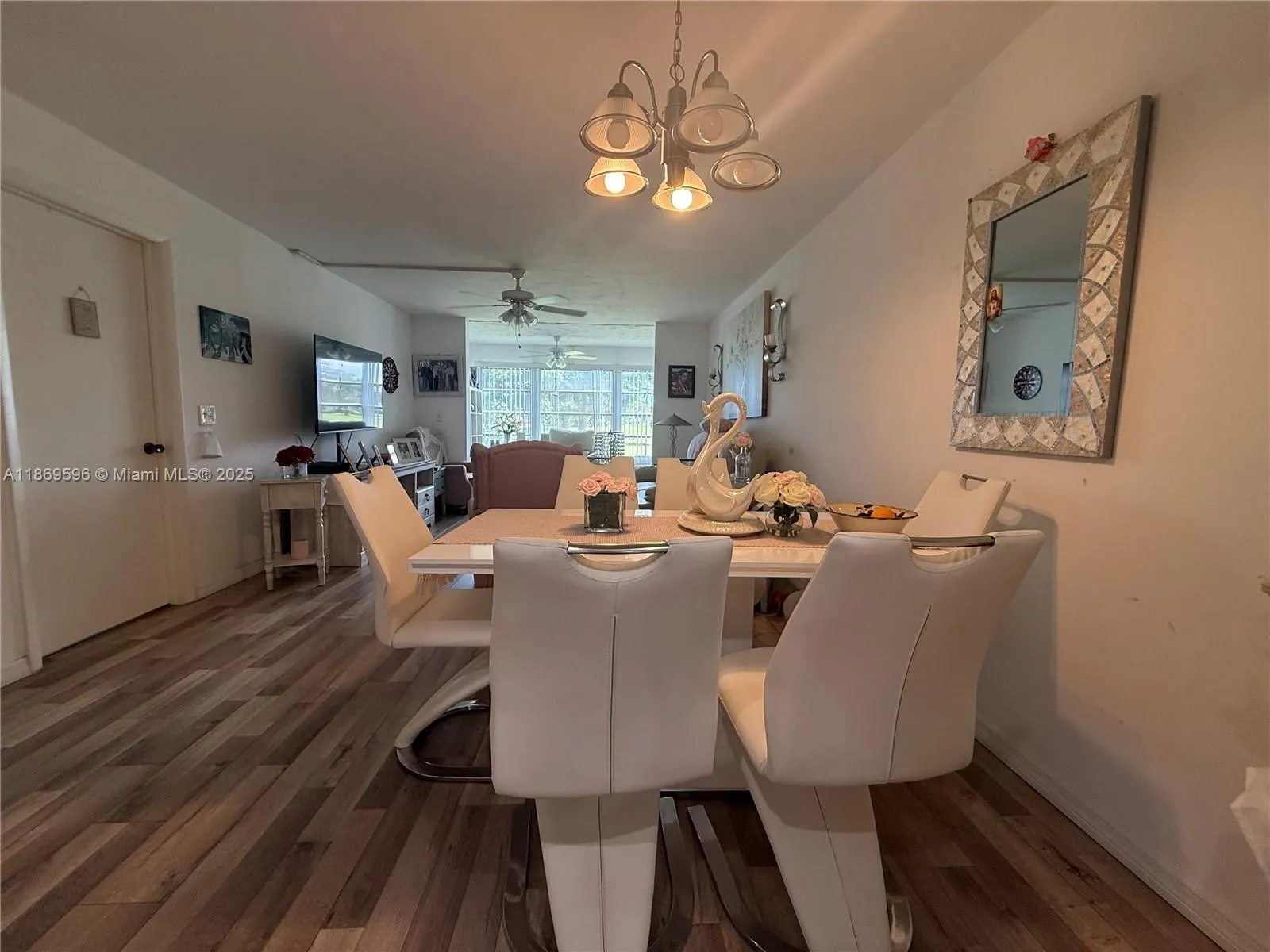 9581 Sunrise Lakes Blvd, #101