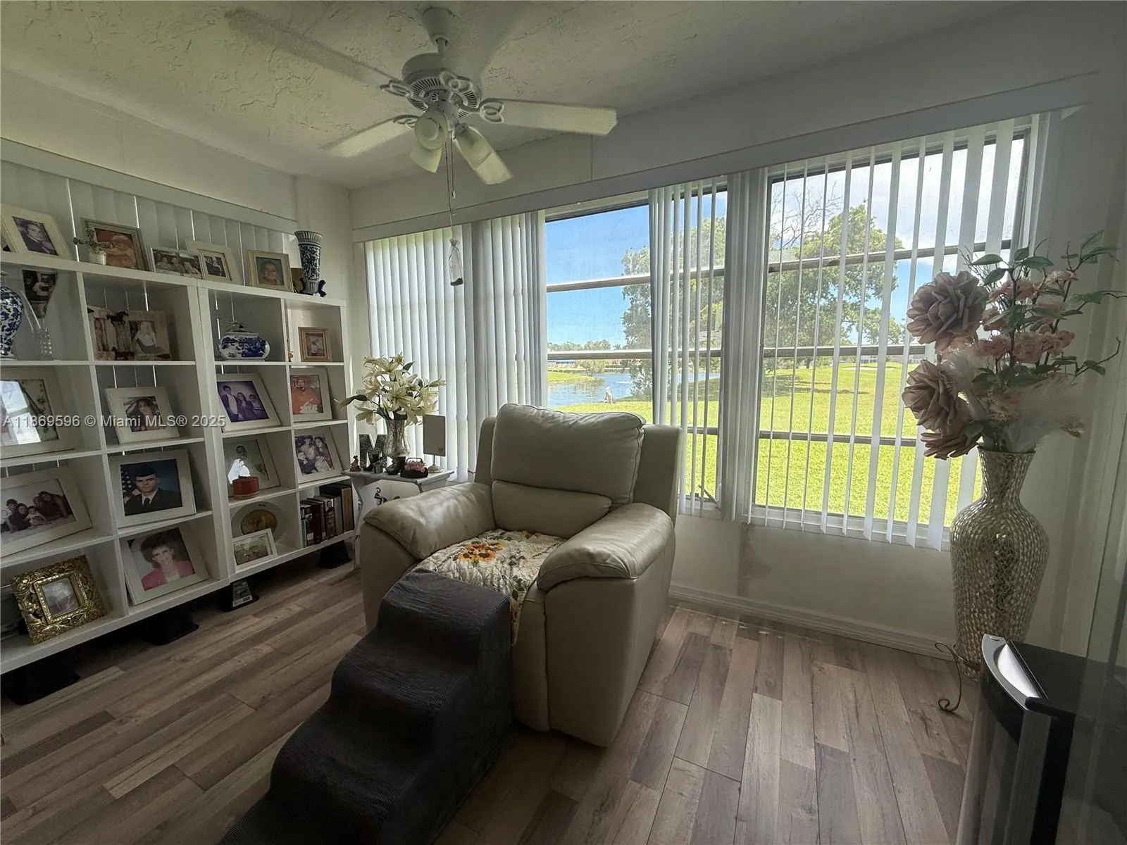 9581 Sunrise Lakes Blvd, #101