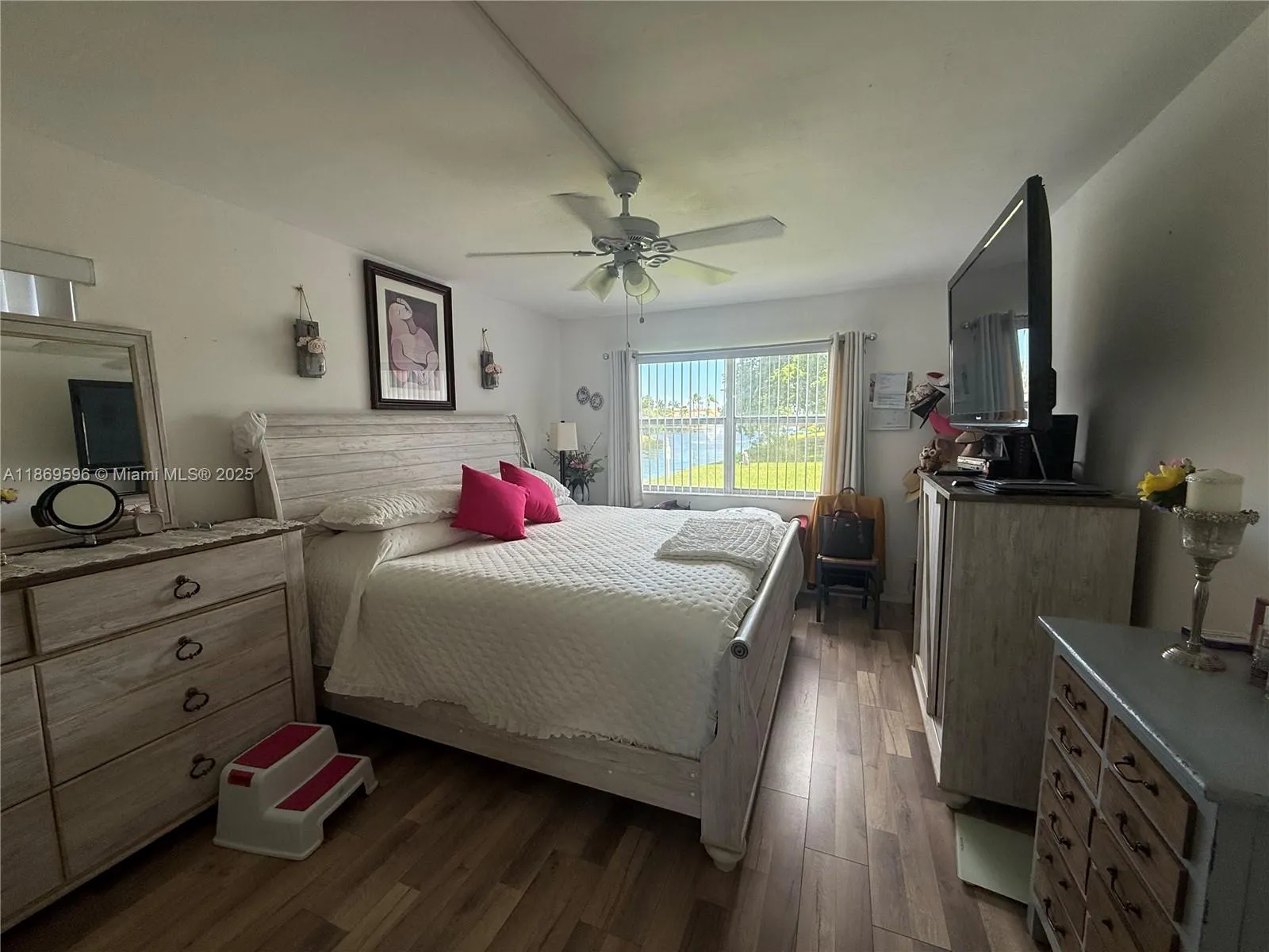 9581 Sunrise Lakes Blvd, #101