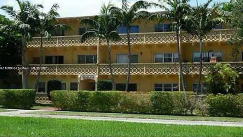 2005 Sans Souci Blvd, #105