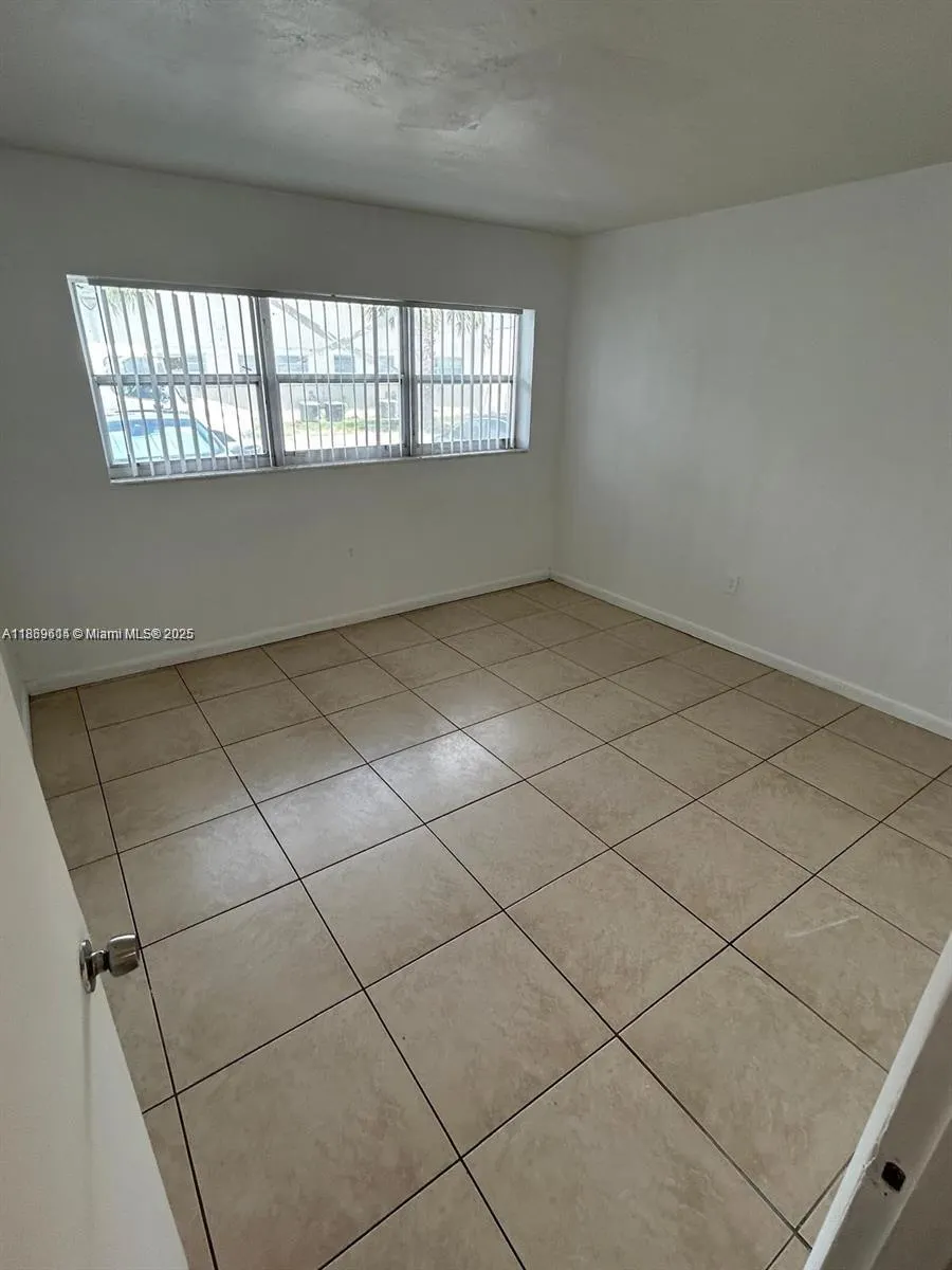 2005 Sans Souci Blvd, #105