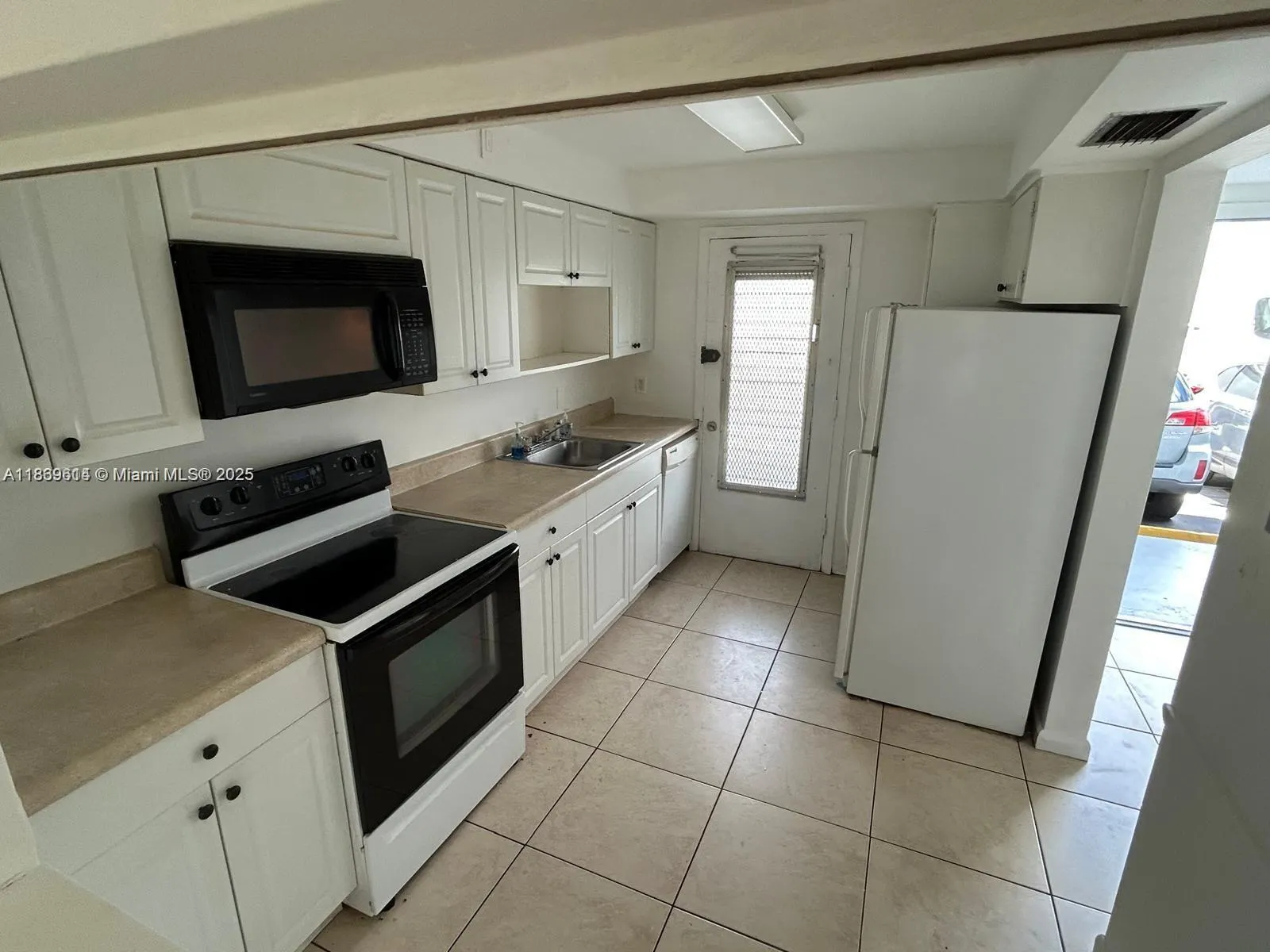 2005 Sans Souci Blvd, #105