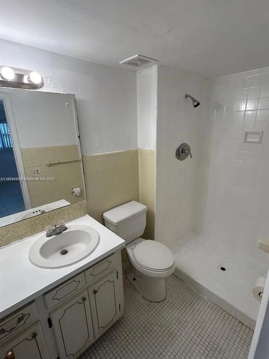 2005 Sans Souci Blvd, #105