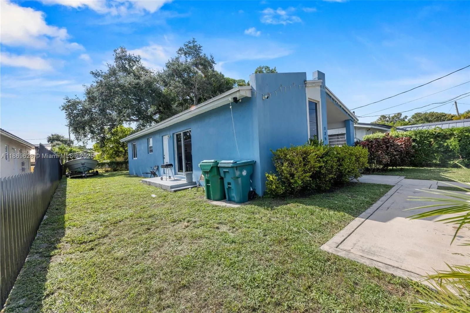 135 NW 6th Ave