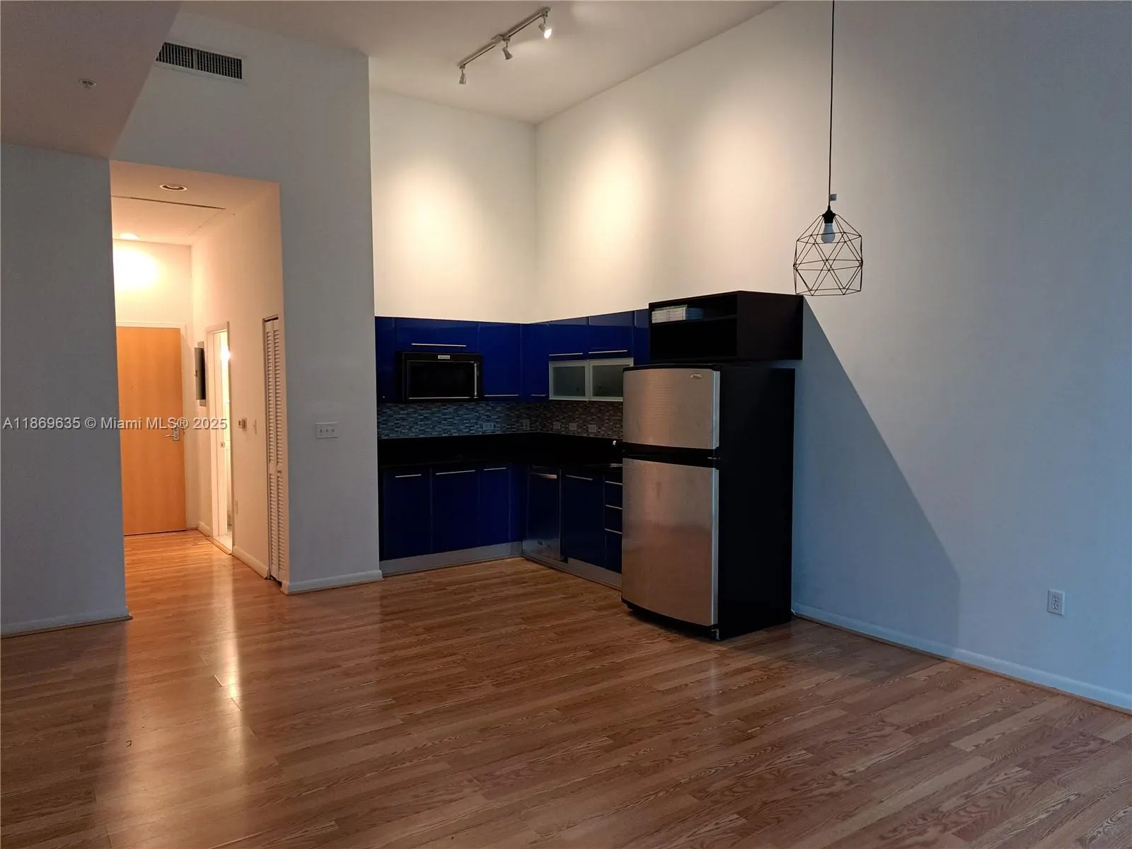 244 BISCAYNE BL, #245