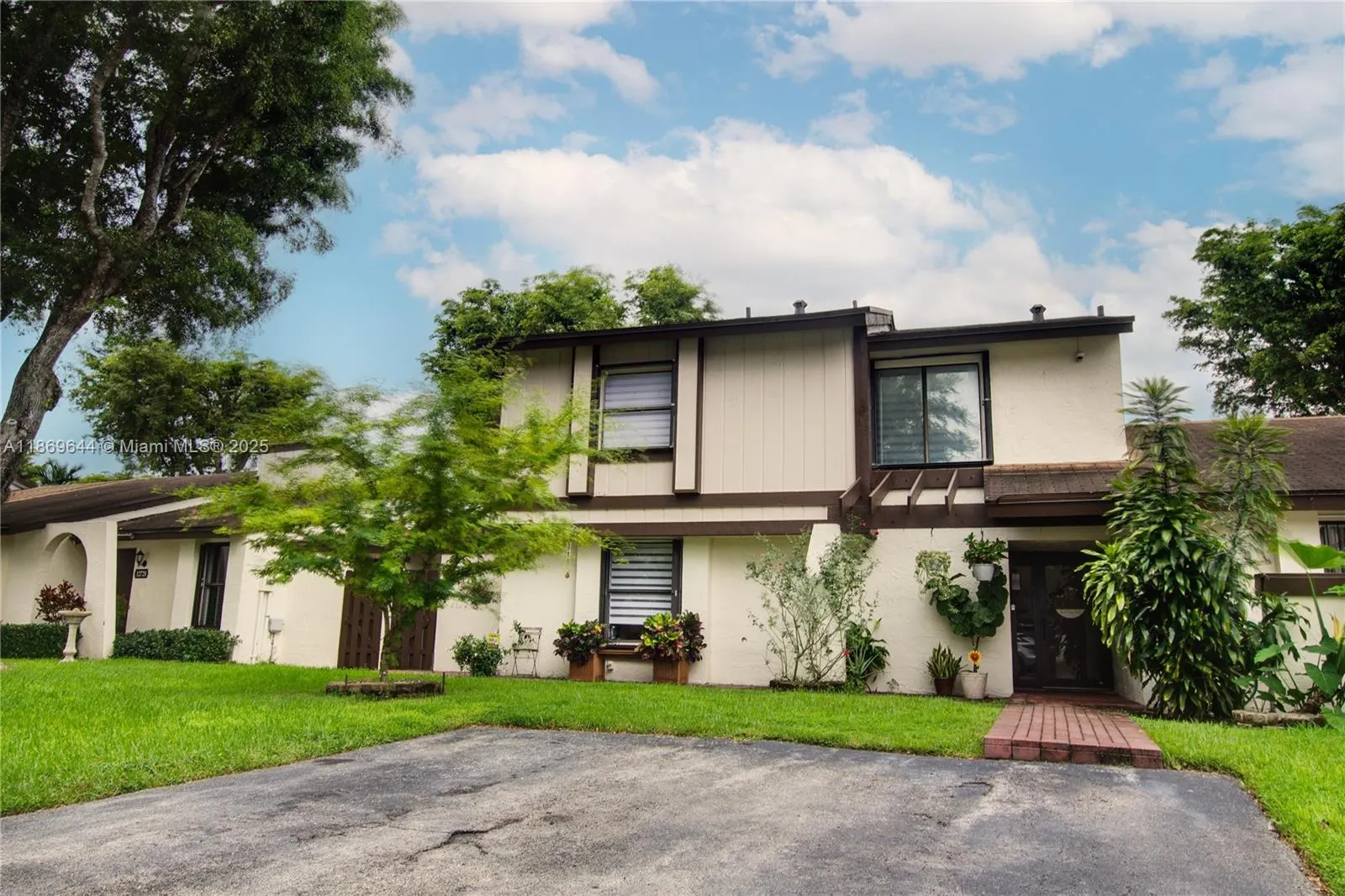 12732 SW 68th Ter