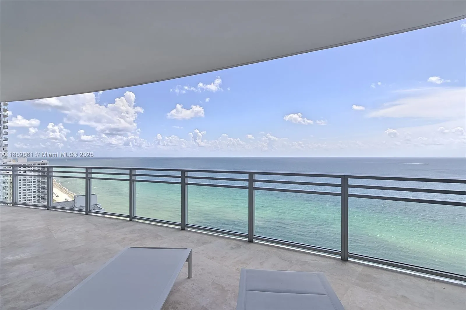 3535 S OCEAN DR, #2002