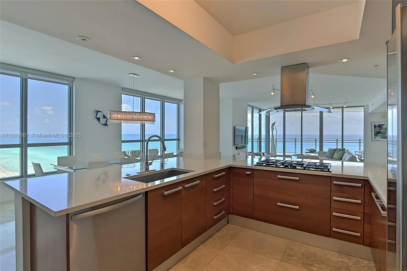 3535 S OCEAN DR, #2002