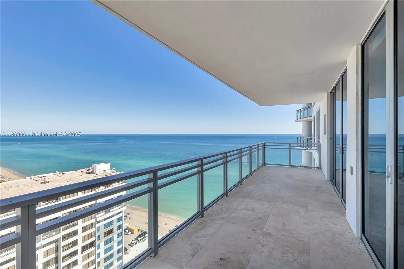 3535 S OCEAN DR, #2002