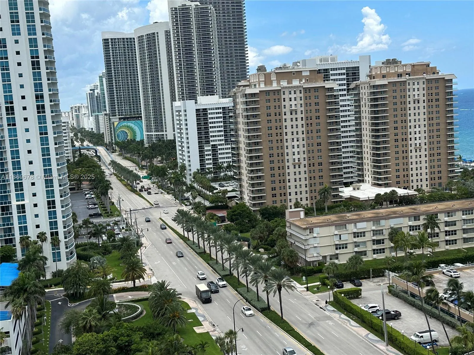 1985 S Ocean Dr, #17M