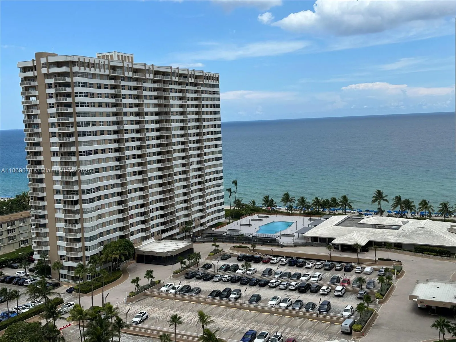 1985 S Ocean Dr, #17M