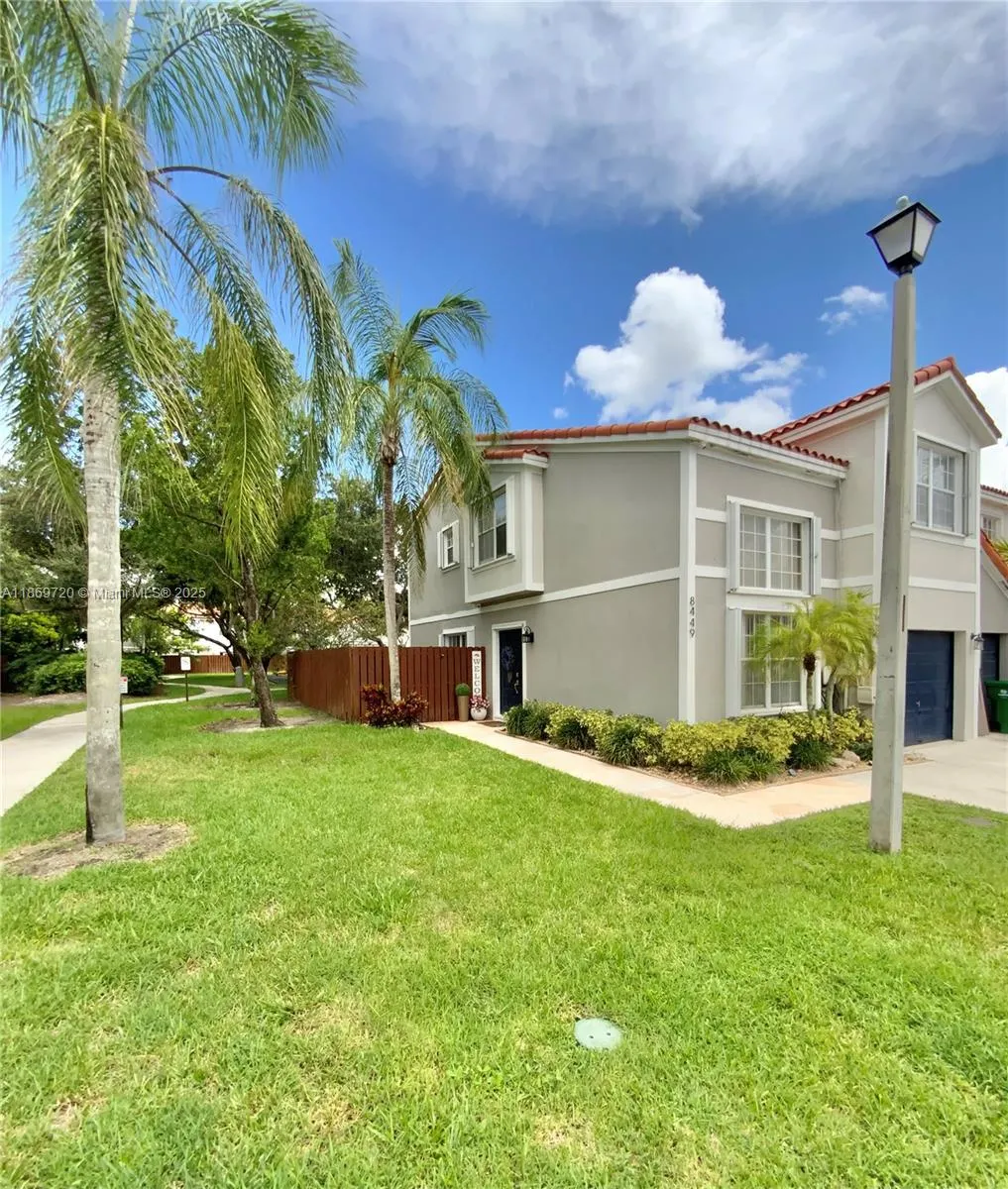 8449 SW 23rd Ct