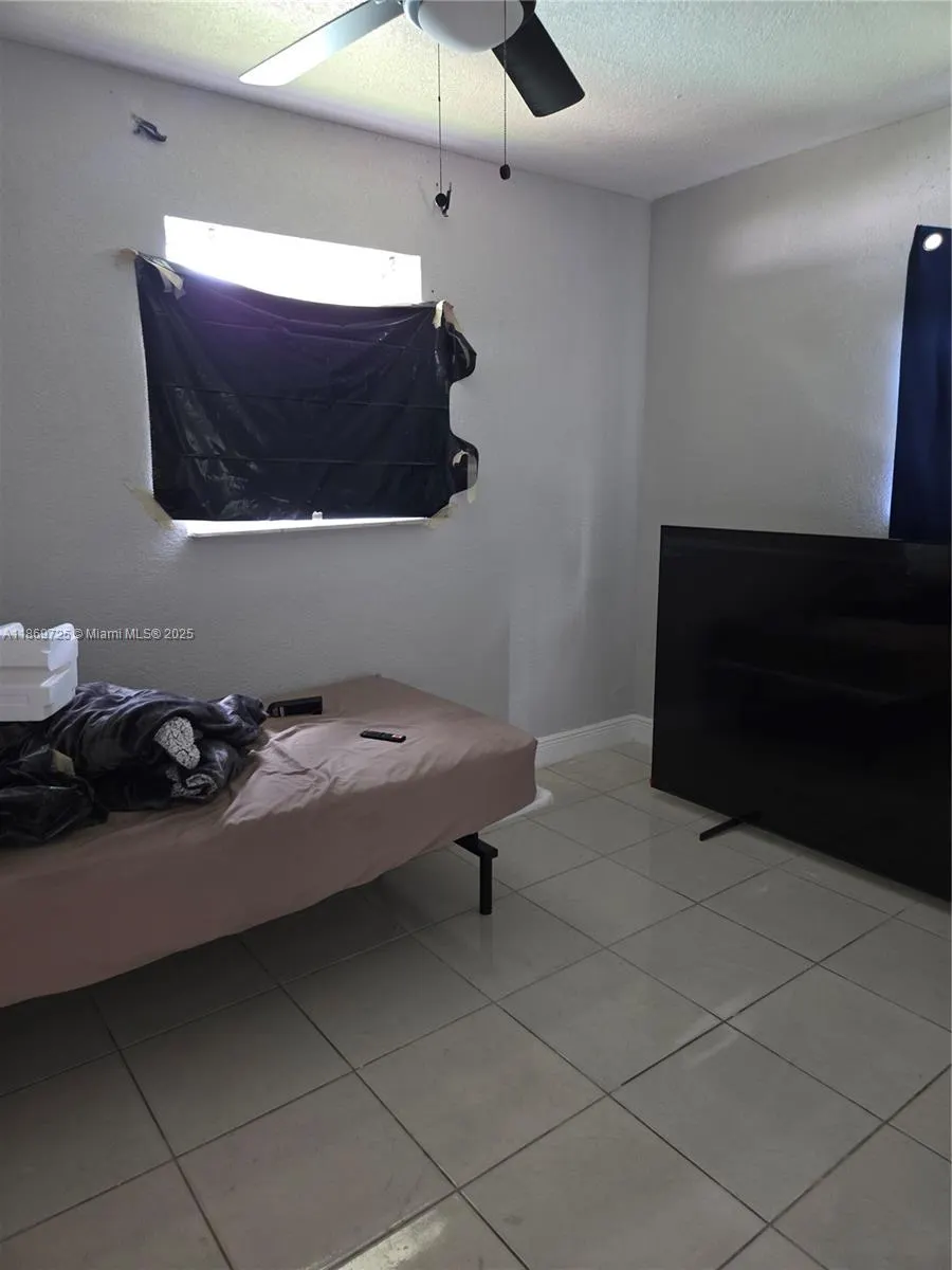 3000 NW 8th Ct