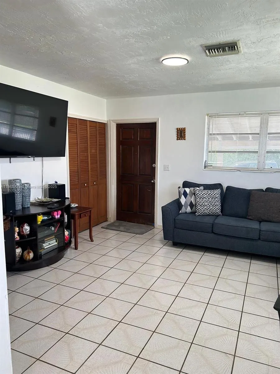 11431 SW 193rd Ter