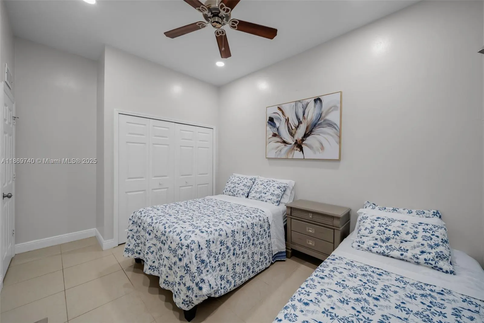 128 SW 19th LN.