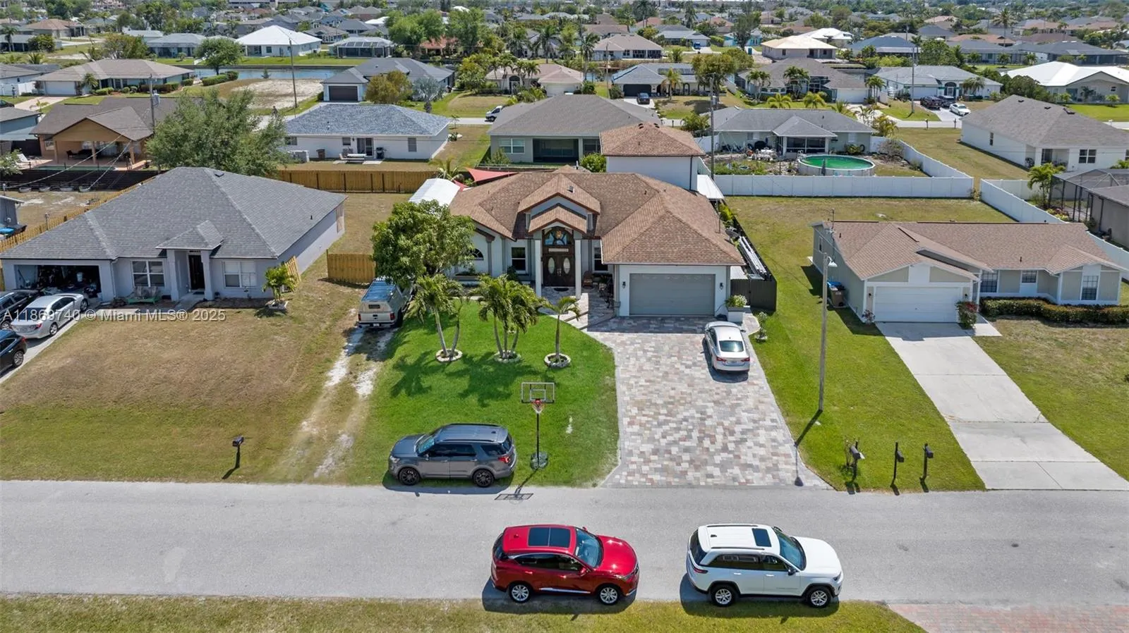 128 SW 19th LN.