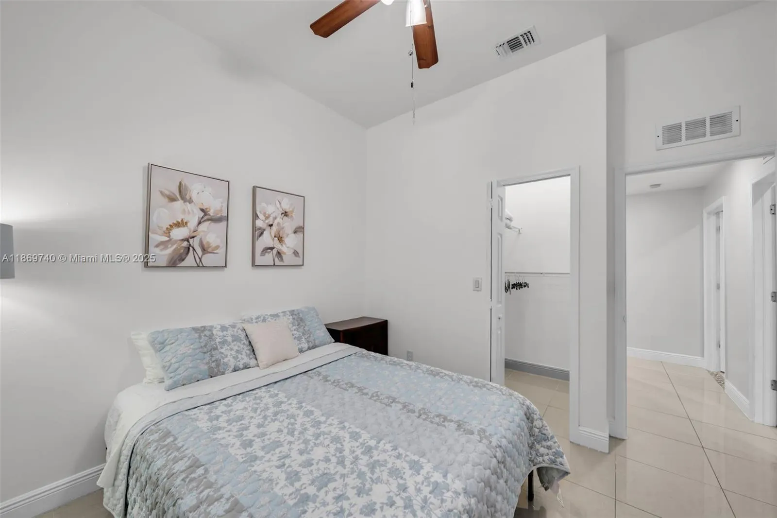 128 SW 19th LN.