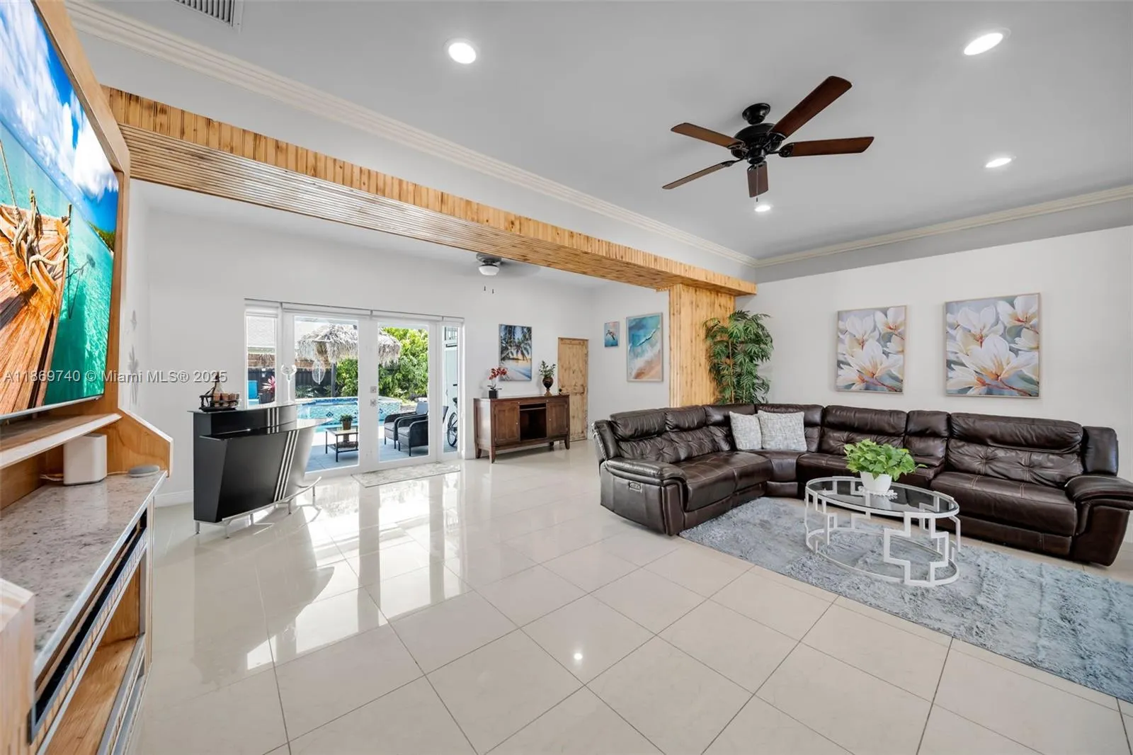 128 SW 19th LN.