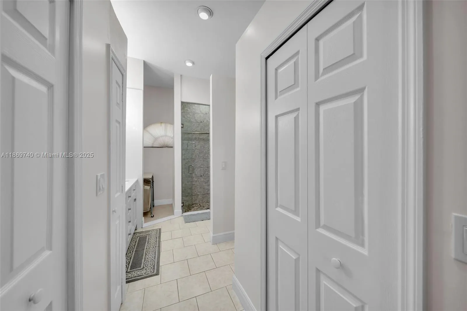 128 SW 19th LN.