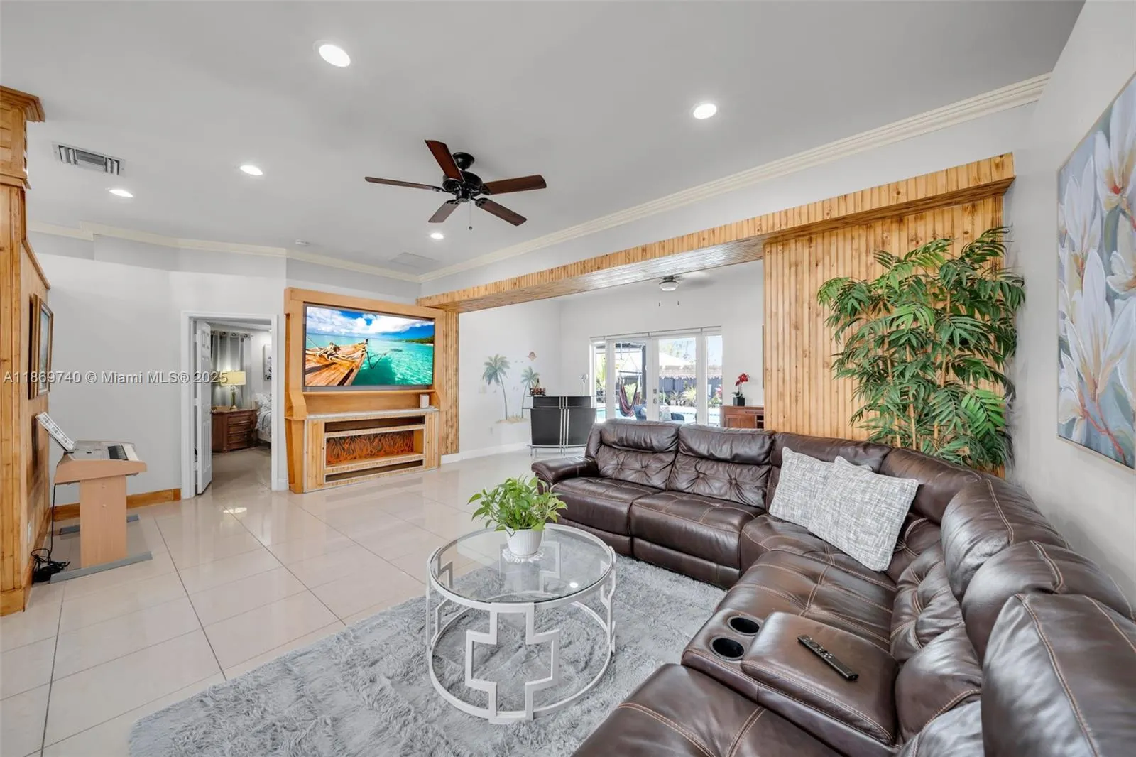 128 SW 19th LN.