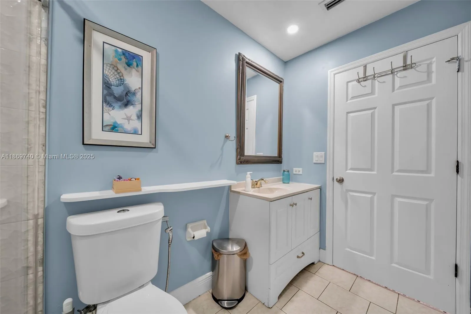128 SW 19th LN.