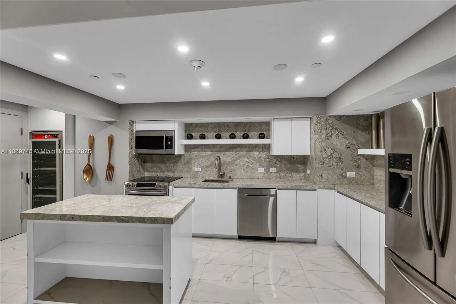 3535 S Ocean Dr, #1405