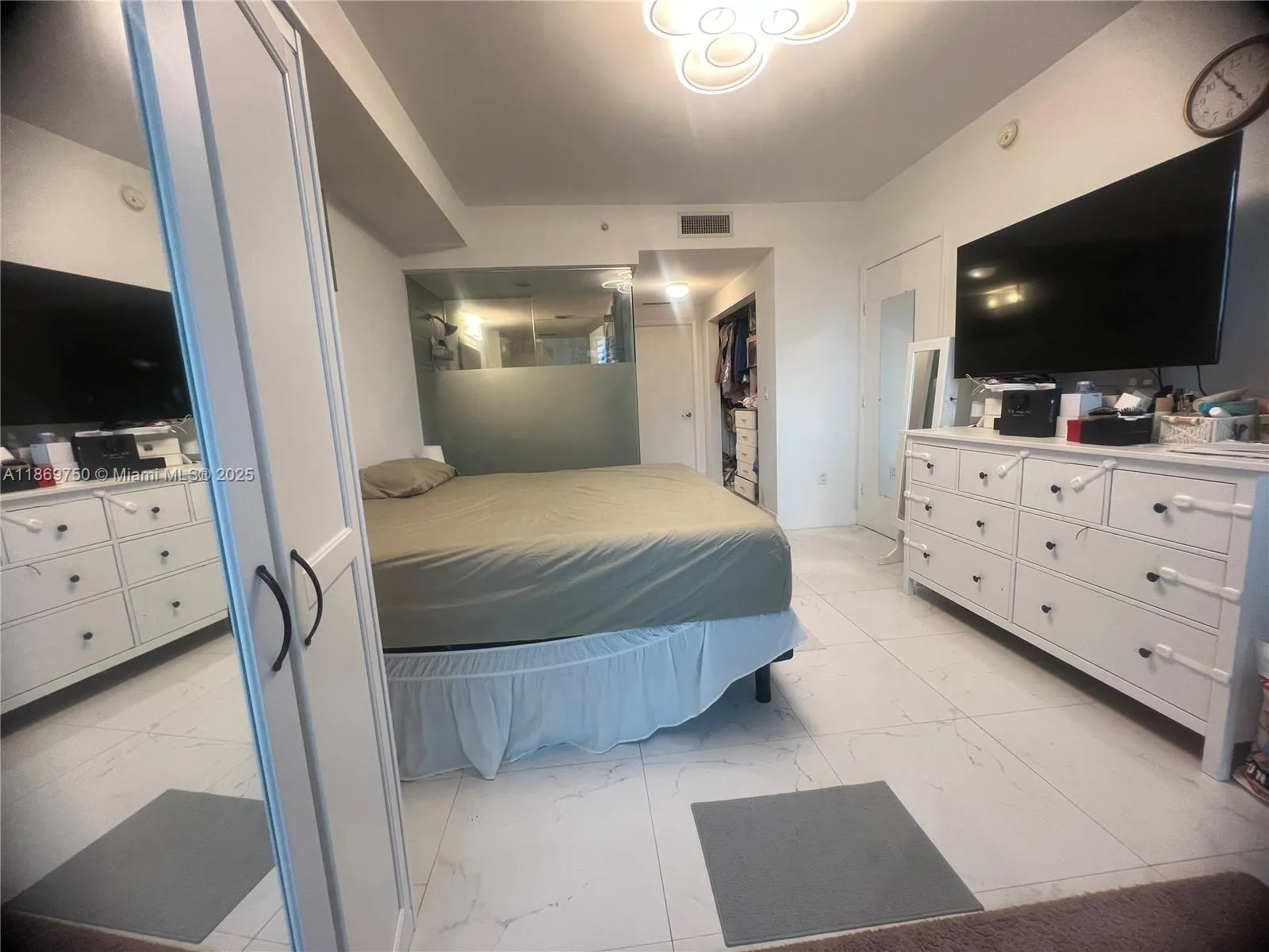 92 SW 3rd St, #3803