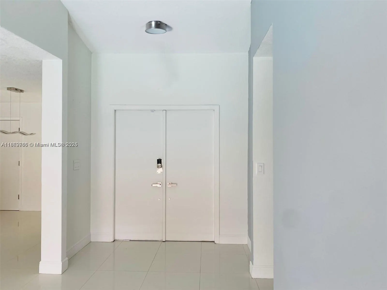 620 SW 98th Ter