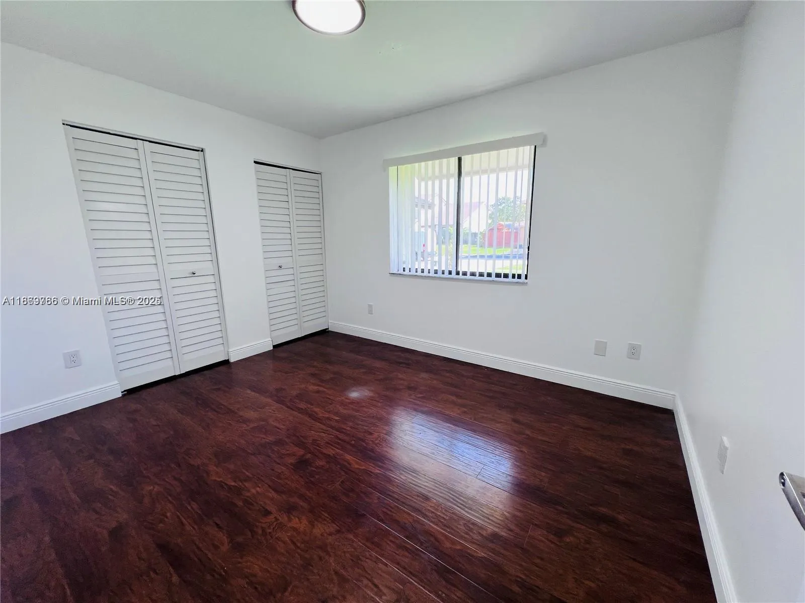 620 SW 98th Ter