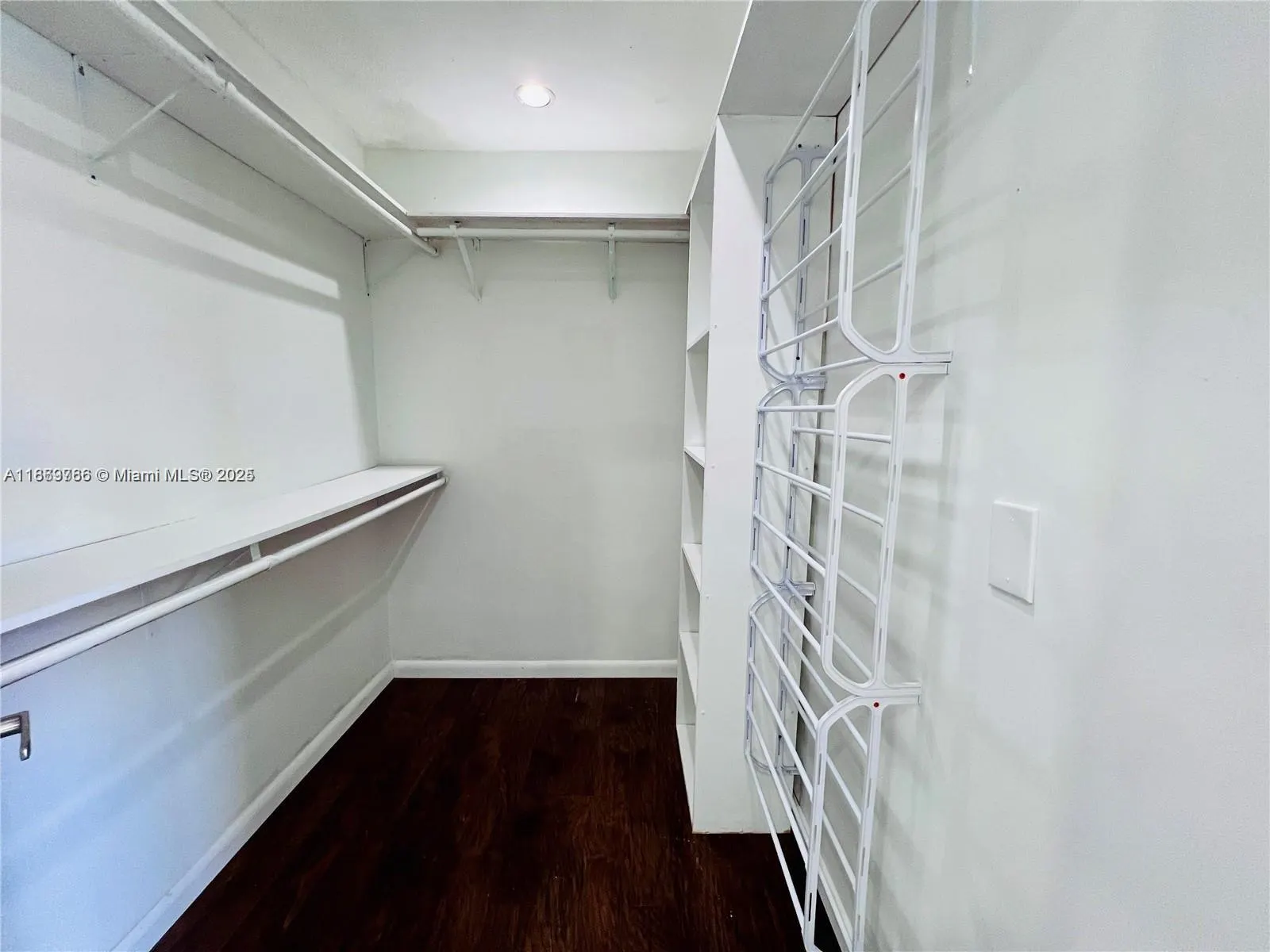 620 SW 98th Ter