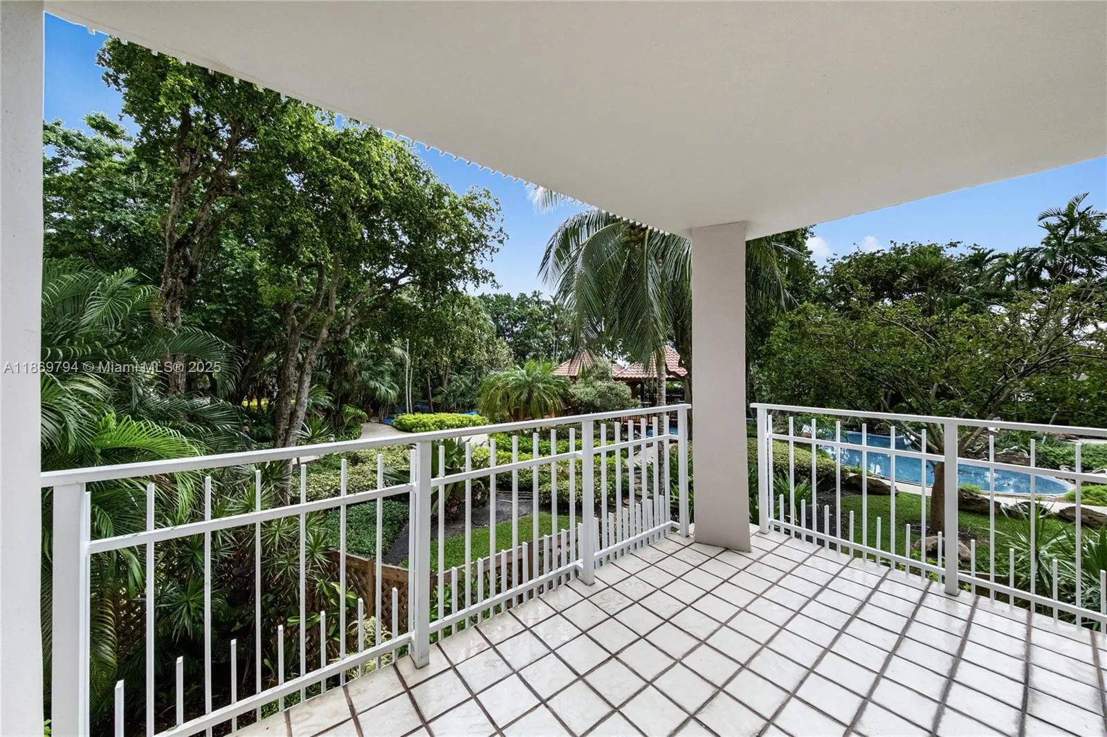 2000 Towerside Ter, #412