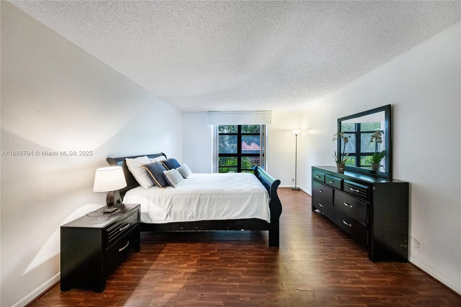2000 Towerside Ter, #412