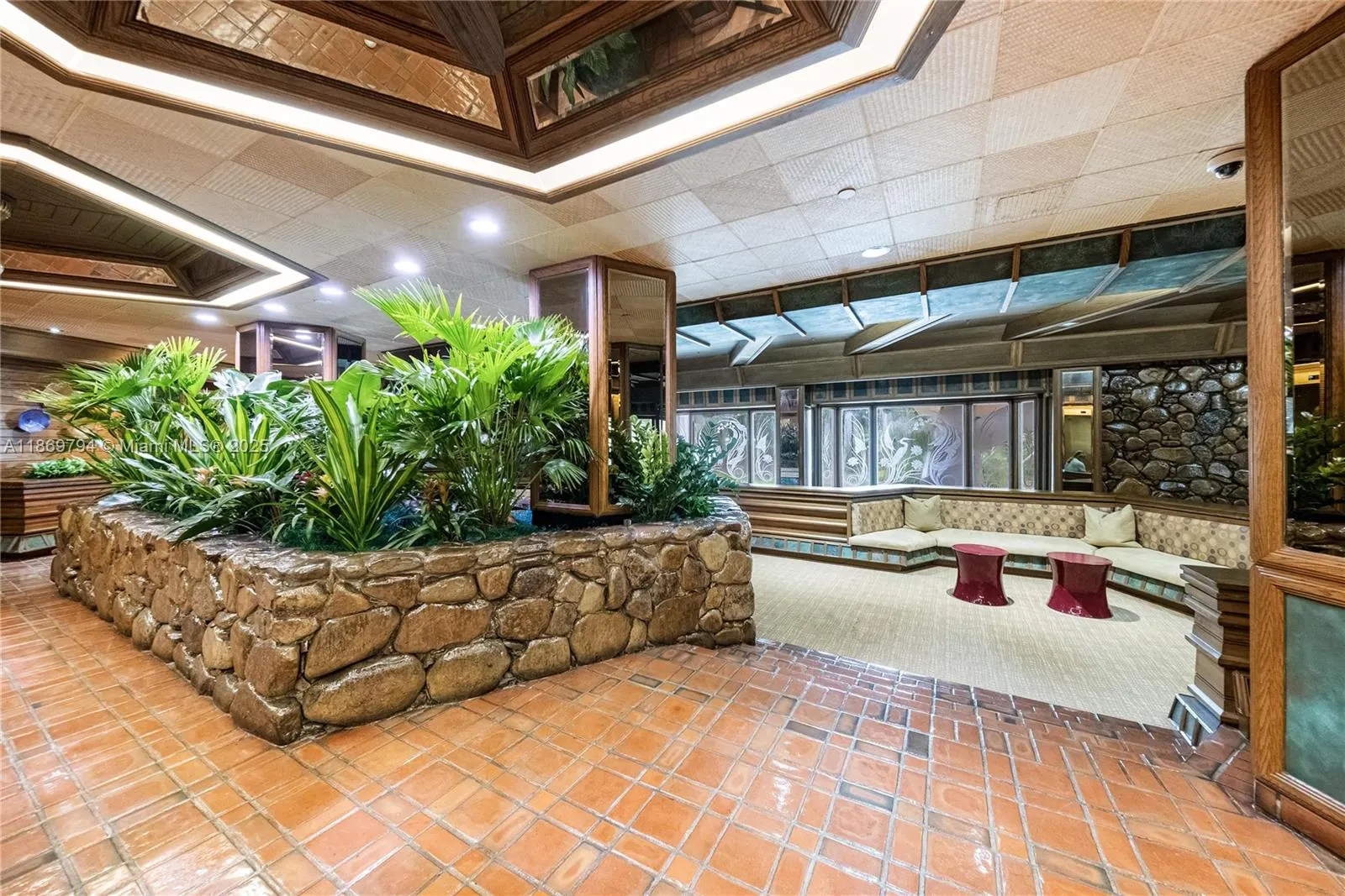 2000 Towerside Ter, #412