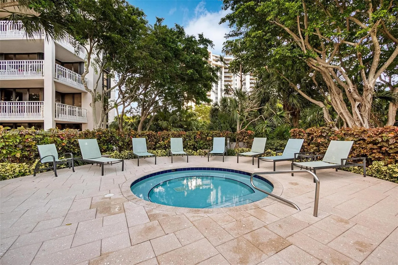 2000 Towerside Ter, #412