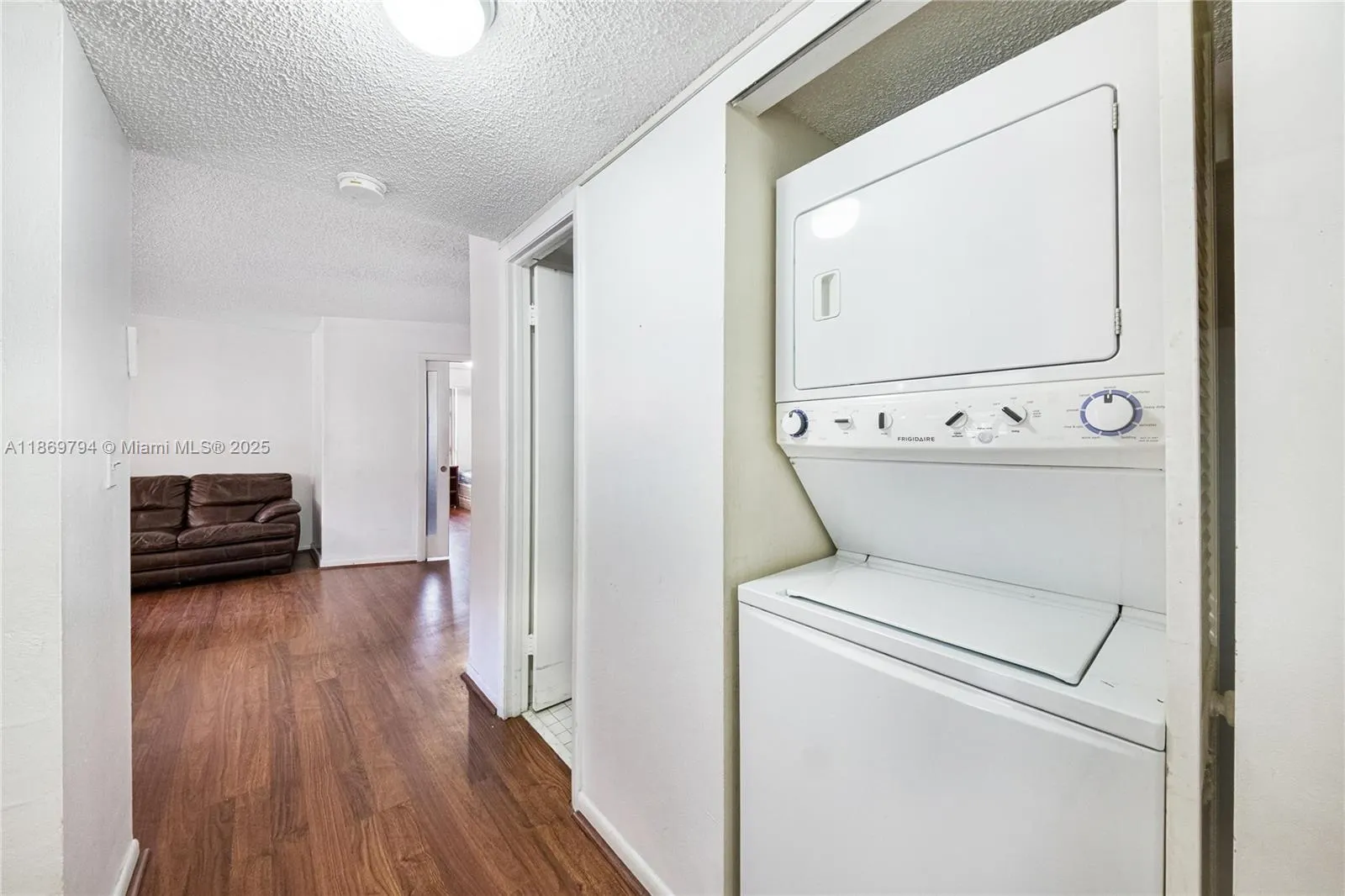 2000 Towerside Ter, #412