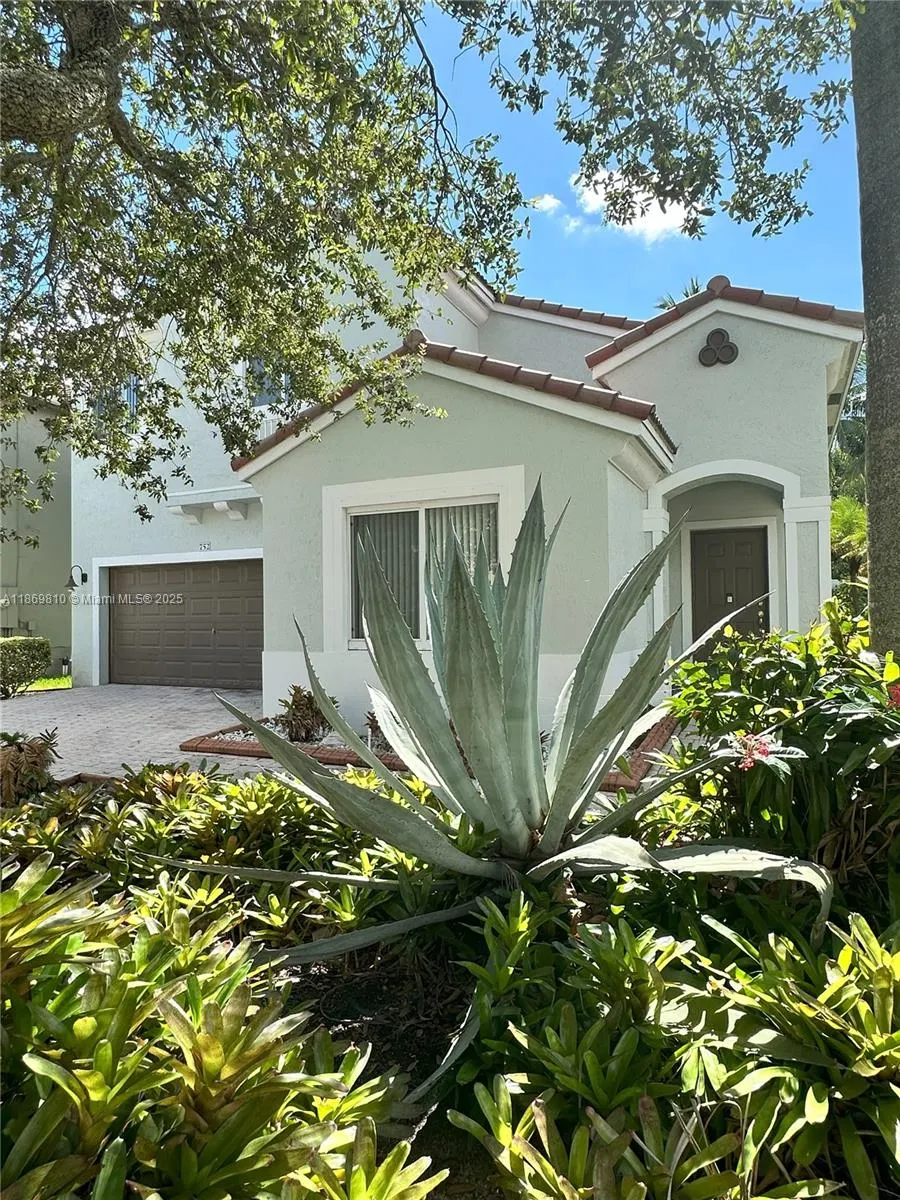 752 NW 127th Ave