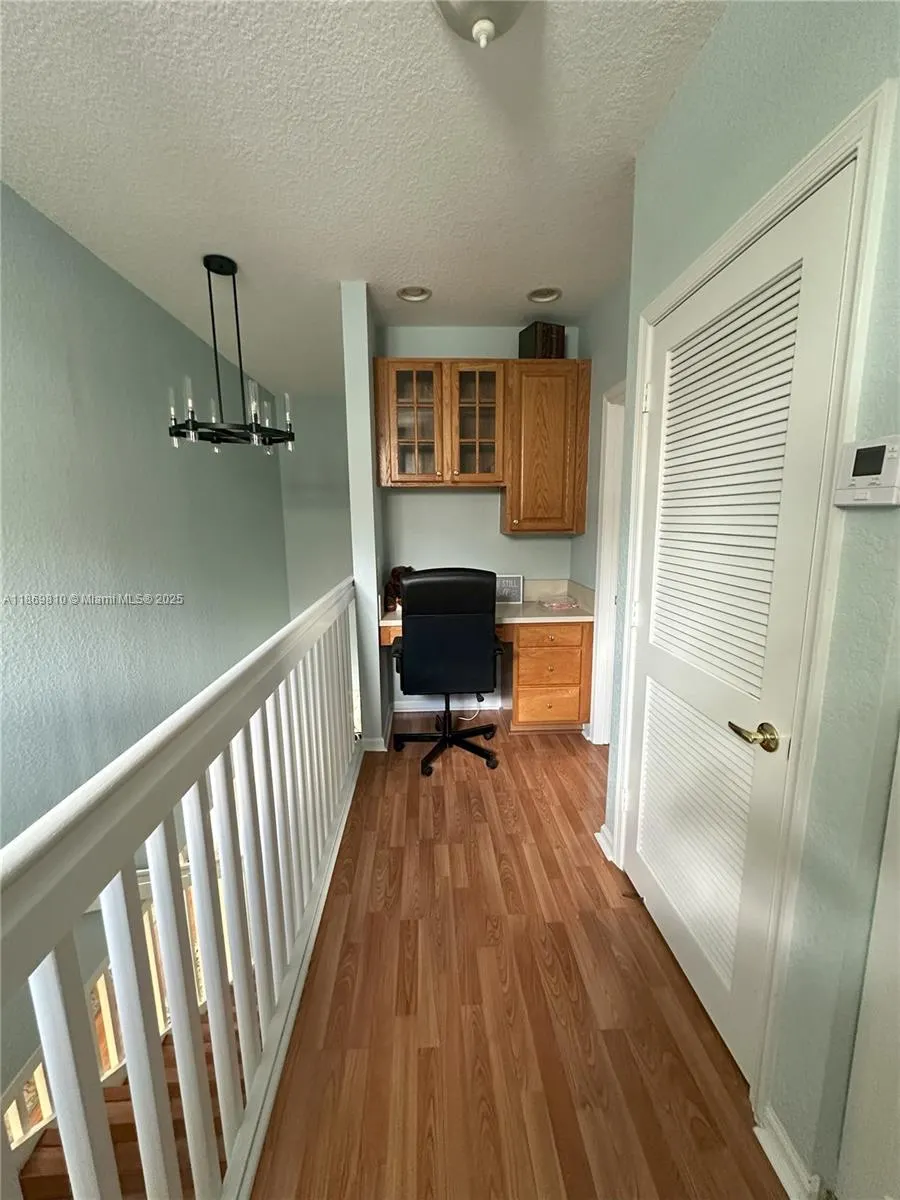 752 NW 127th Ave