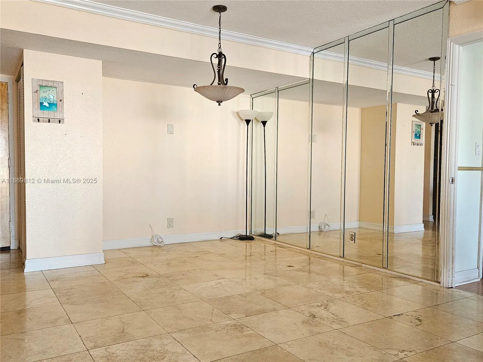 427 Golden Isles Dr, #16E