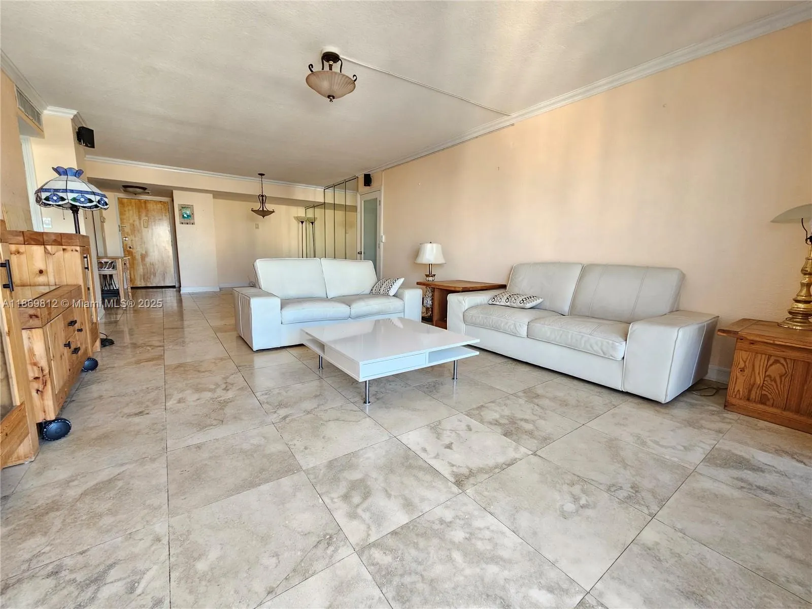 427 Golden Isles Dr, #16E