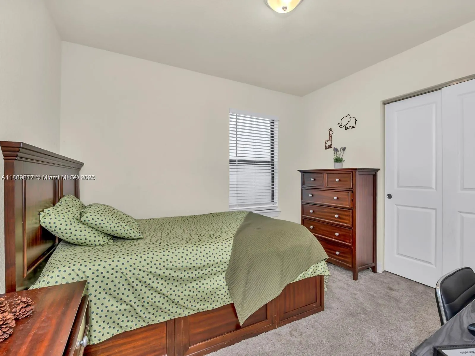 3041 Hibiscus Ave