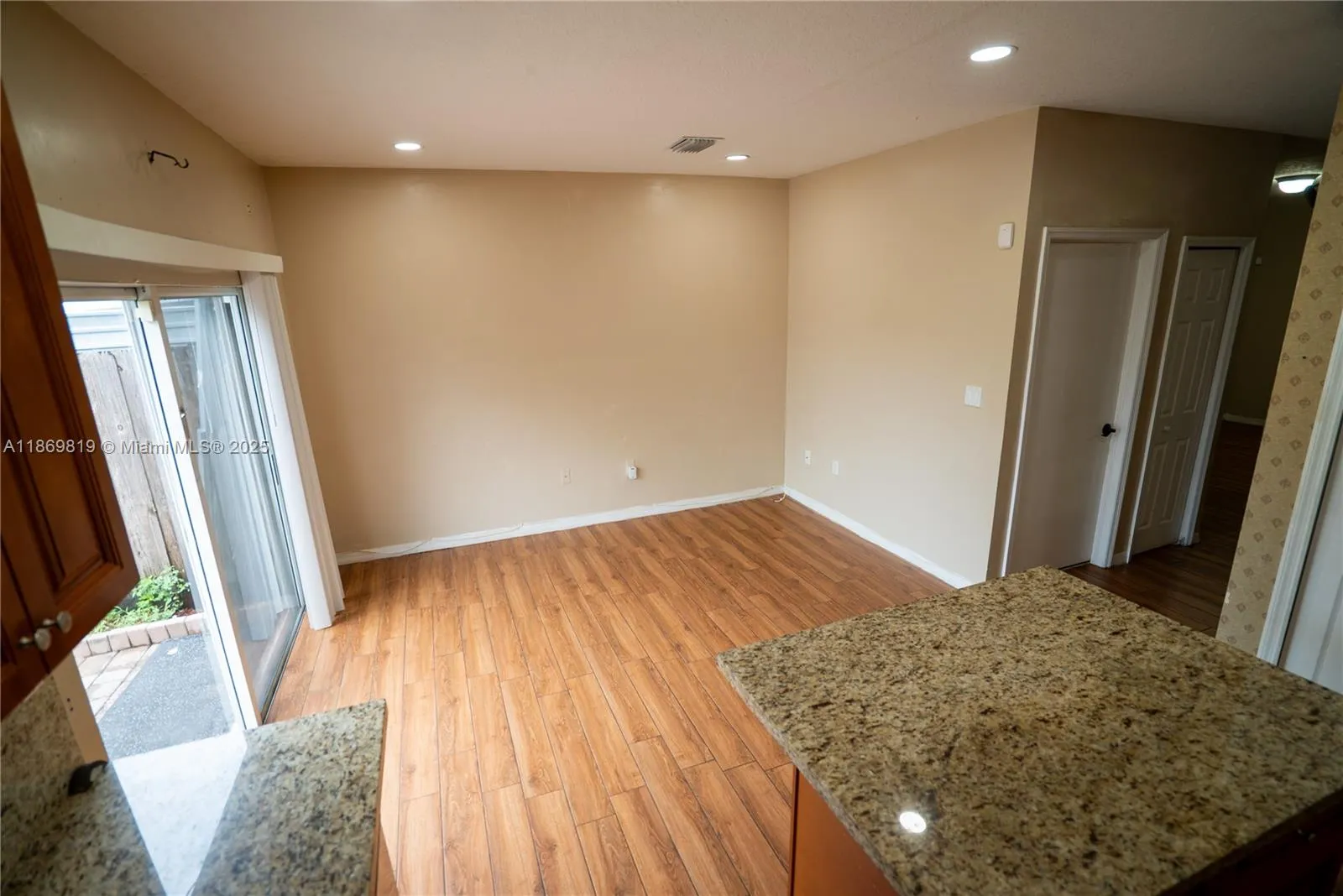 2930 SE 15th Ter